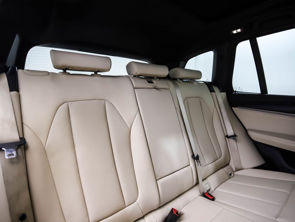 Thumbnail: 2022 BMW X3 - 28