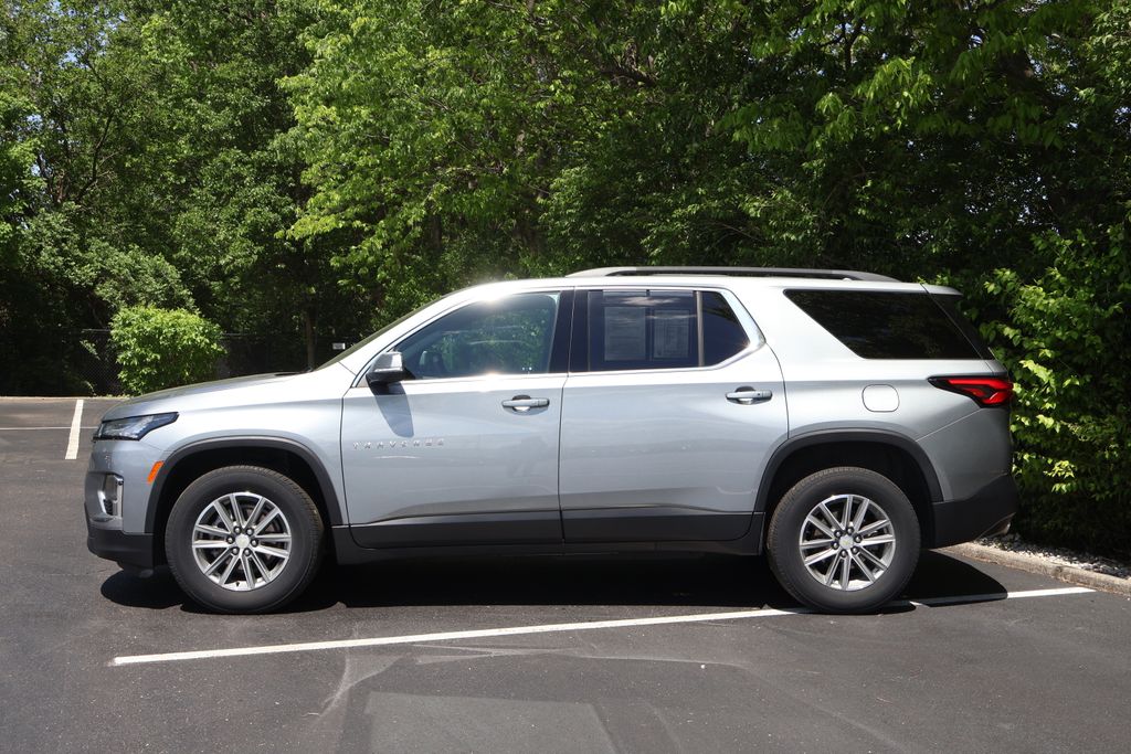 Thumbnail: 2023 Chevrolet Traverse - 4
