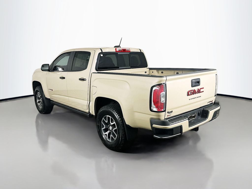 Used 2021 Beige GMC AT4 w/Cloth image 5
