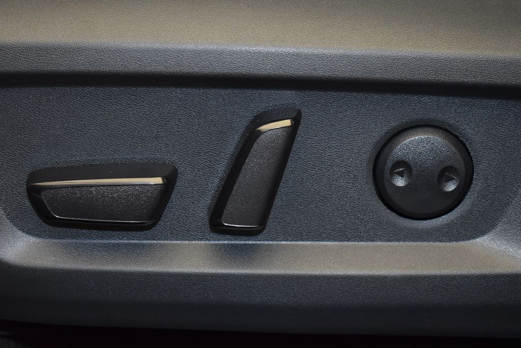 Thumbnail: 2026 Nissan Rogue - 14