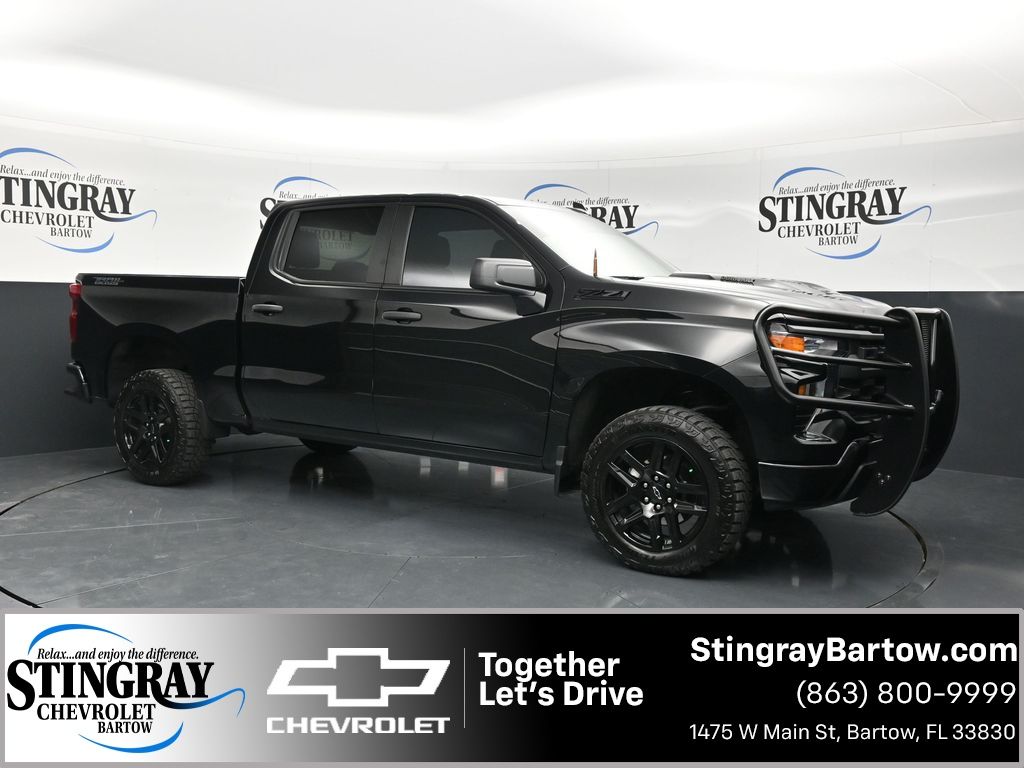 2025 Chevrolet Silverado 1500 Custom Trail Boss Crew Cab 4WD