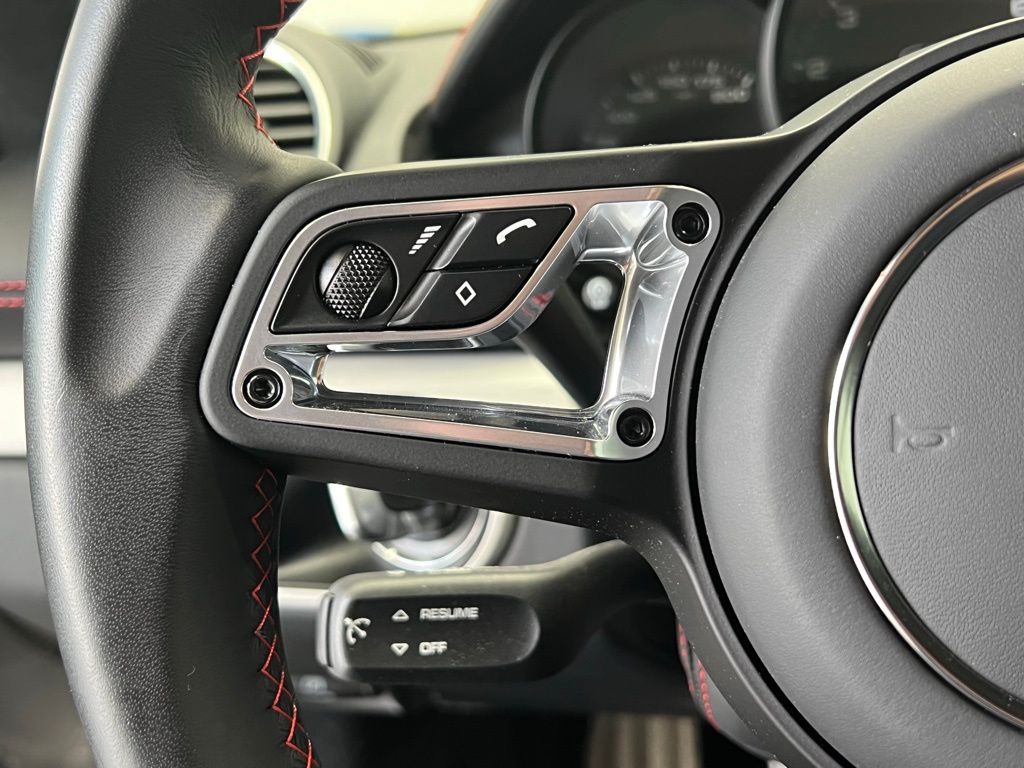 Thumbnail: 2025 Porsche 718 Cayman - 8