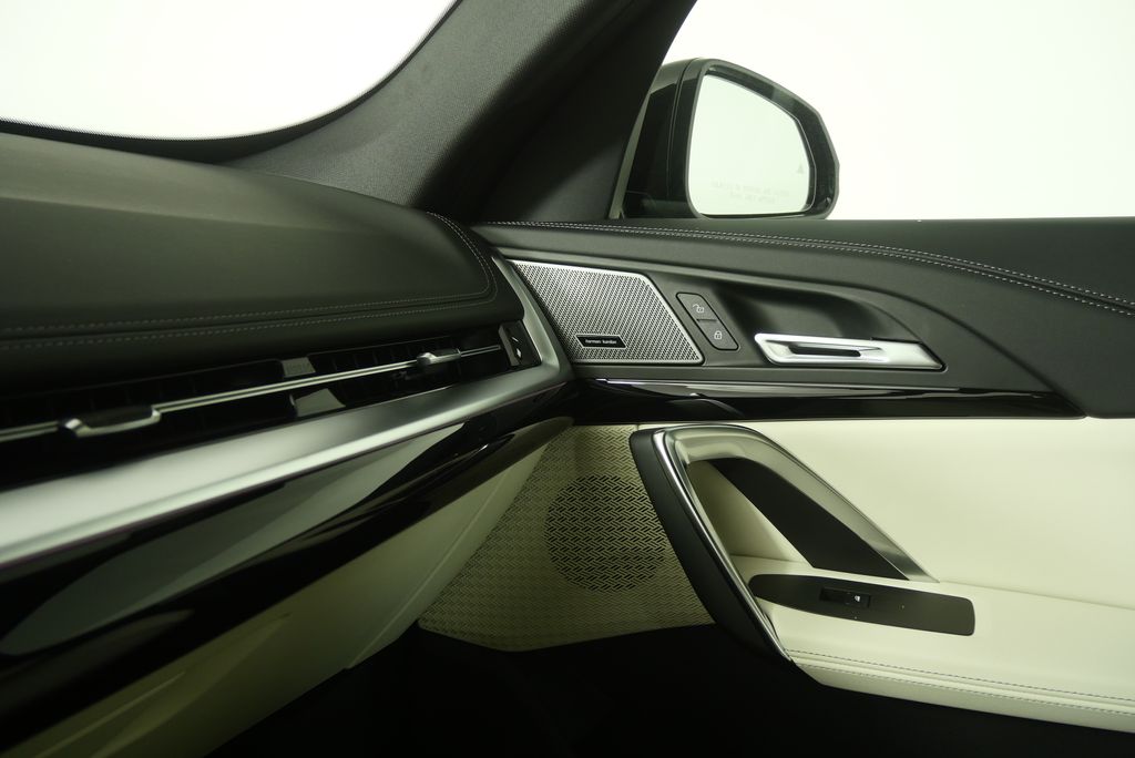 Thumbnail: 2026 BMW X1 - 25