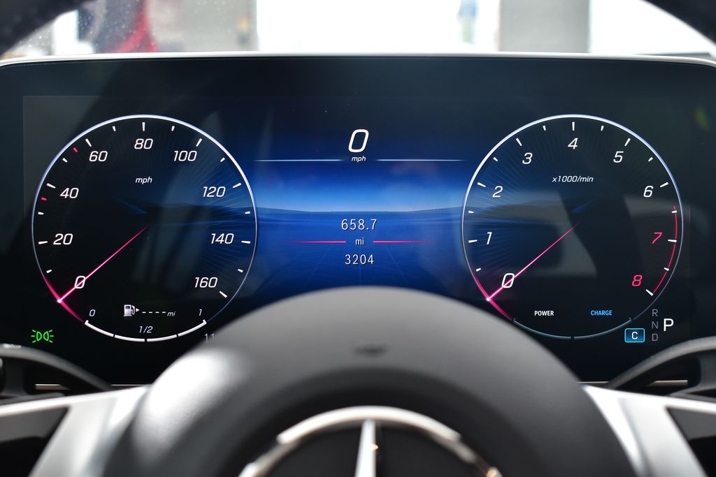 Thumbnail: 2025 Mercedes-Benz C-Class - 14