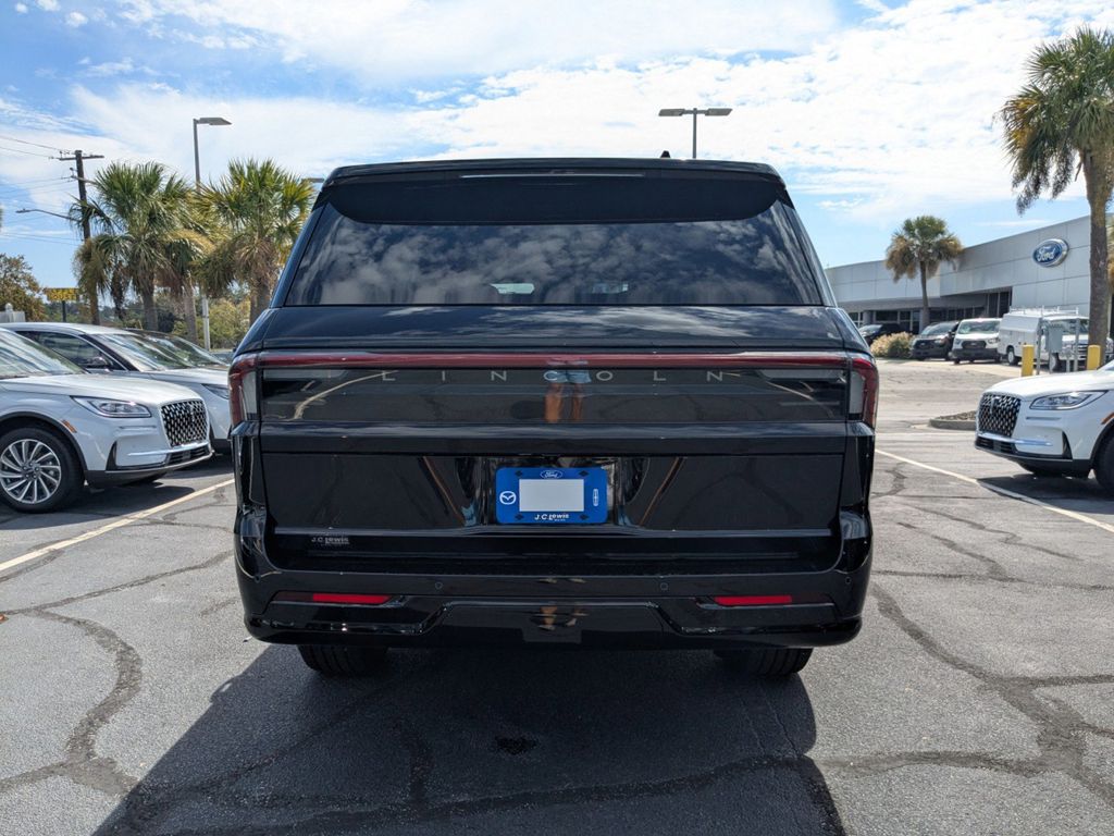 2025 Lincoln Navigator Reserve L