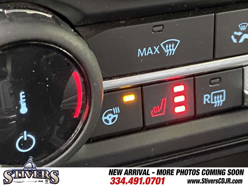 2022 Oxford White Ford Bronco Badlands 4X4 SUV