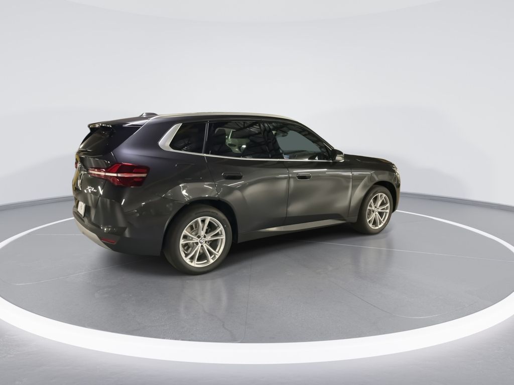 Thumbnail: 2025 BMW X3 - 8