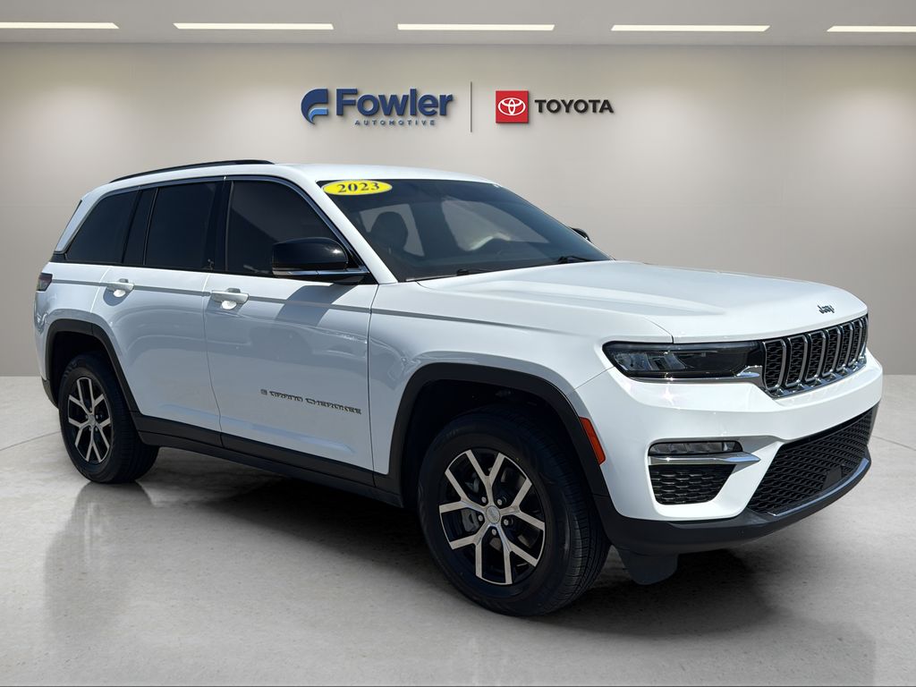 Bright White Clearcoat 2023 Jeep Grand Cherokee Limited 4WD SUV / Crossover Four-Wheel Drive 8-Speed Automatic