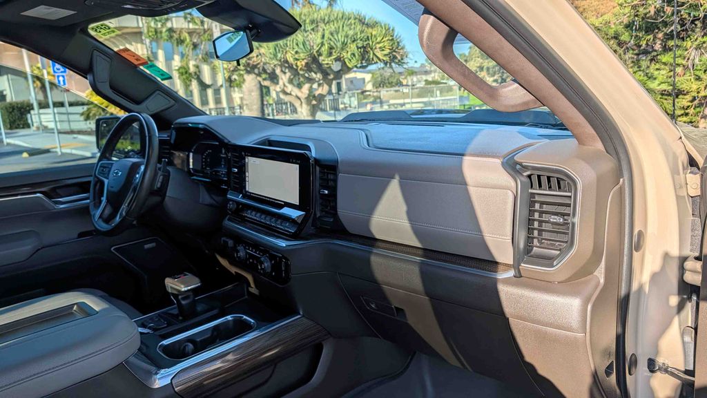 Used 2022 Chevrolet Silverado 1500 LT Trail Boss 4D Crew Cab