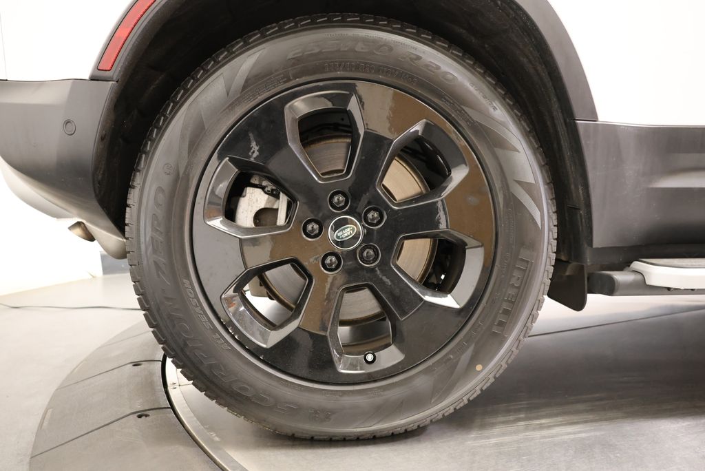 Thumbnail: 2024 Land Rover Defender - 11