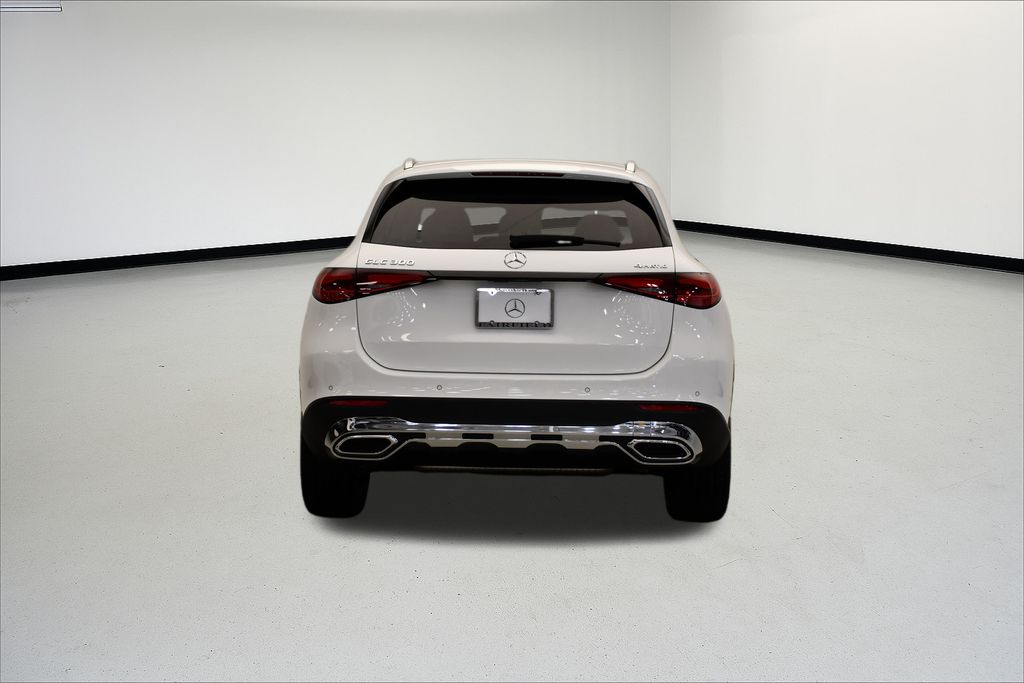 Thumbnail: 2025 Mercedes-Benz GLC - 4