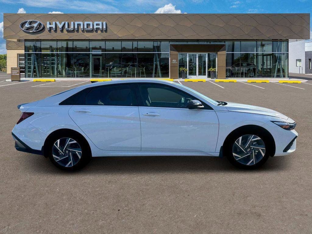 New 2025 Hyundai Elantra Hybrid SEL Sport New 2025 Hyundai Elantra Hybrid SEL Sport