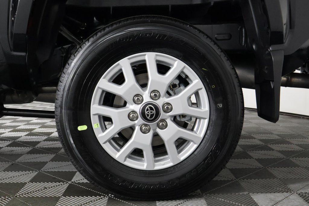 Thumbnail: 2025 Toyota Tacoma - 10