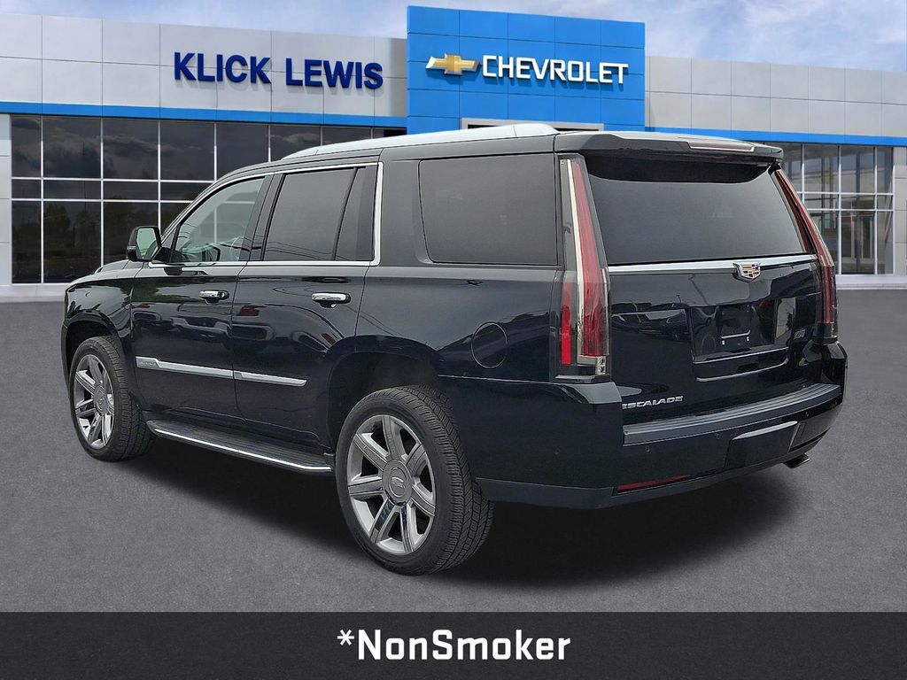 2019 Cadillac Escalade Premium Luxury - 4