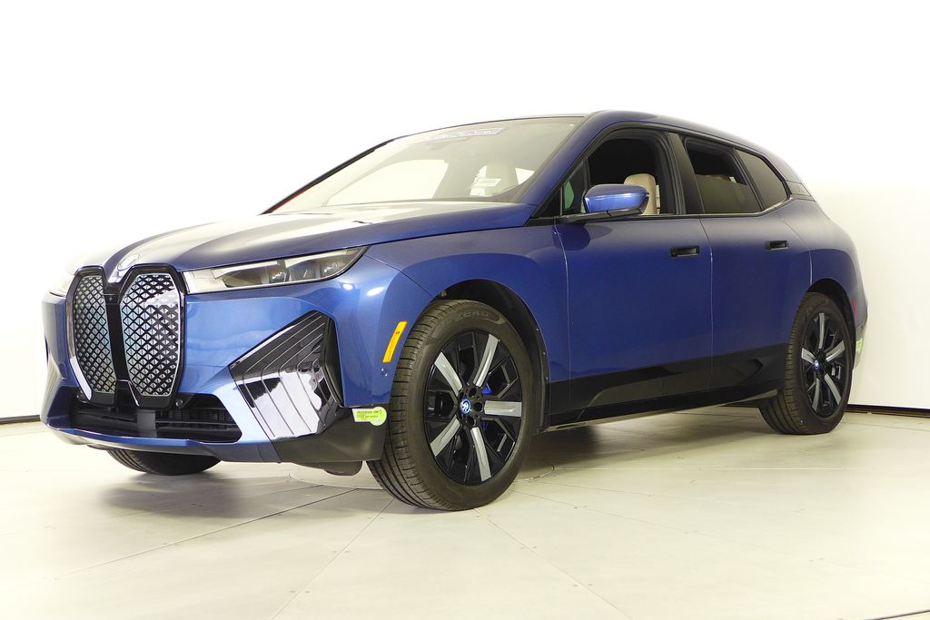 Thumbnail: 2023 BMW iX - 2