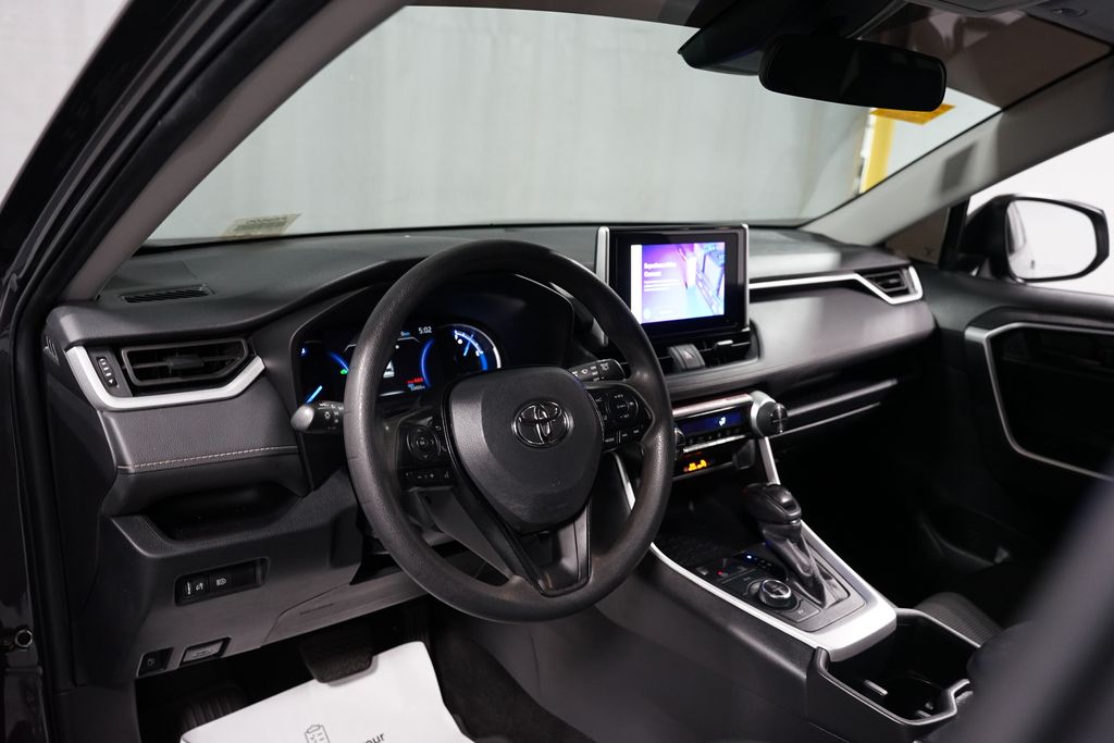 Thumbnail: 2024 Toyota RAV4 - 11