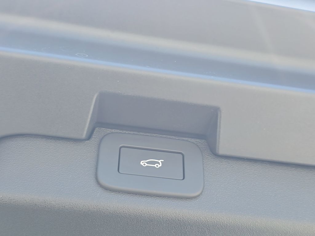New 2026 Brown Land Rover S image 14