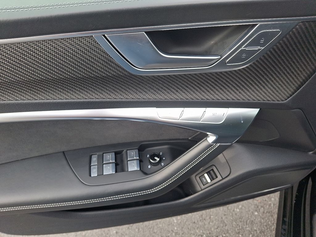 Thumbnail: 2022 Audi S7 - 12