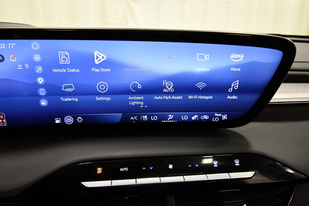 Used 2025 Buick Enclave SUV