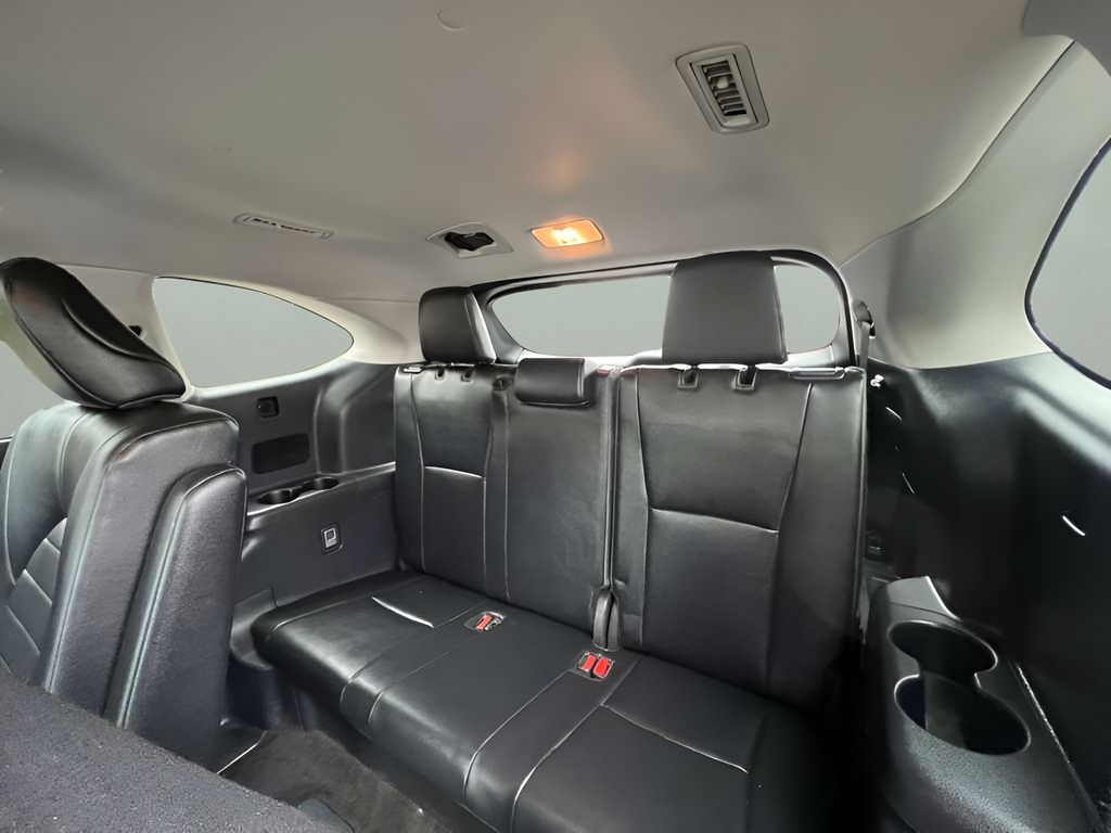 Used 2025 Toyota Highlander SUV