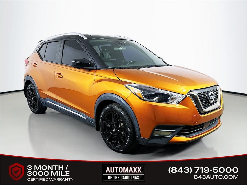 Monarch Orange/Super Black 2020 Nissan Kicks SR FWD SUV / Crossover Front-Wheel Drive Continuously Variable Transmission