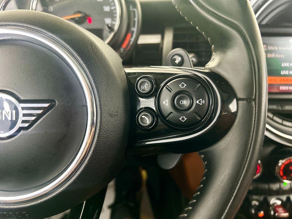 Thumbnail: 2019 MINI Cooper - 12