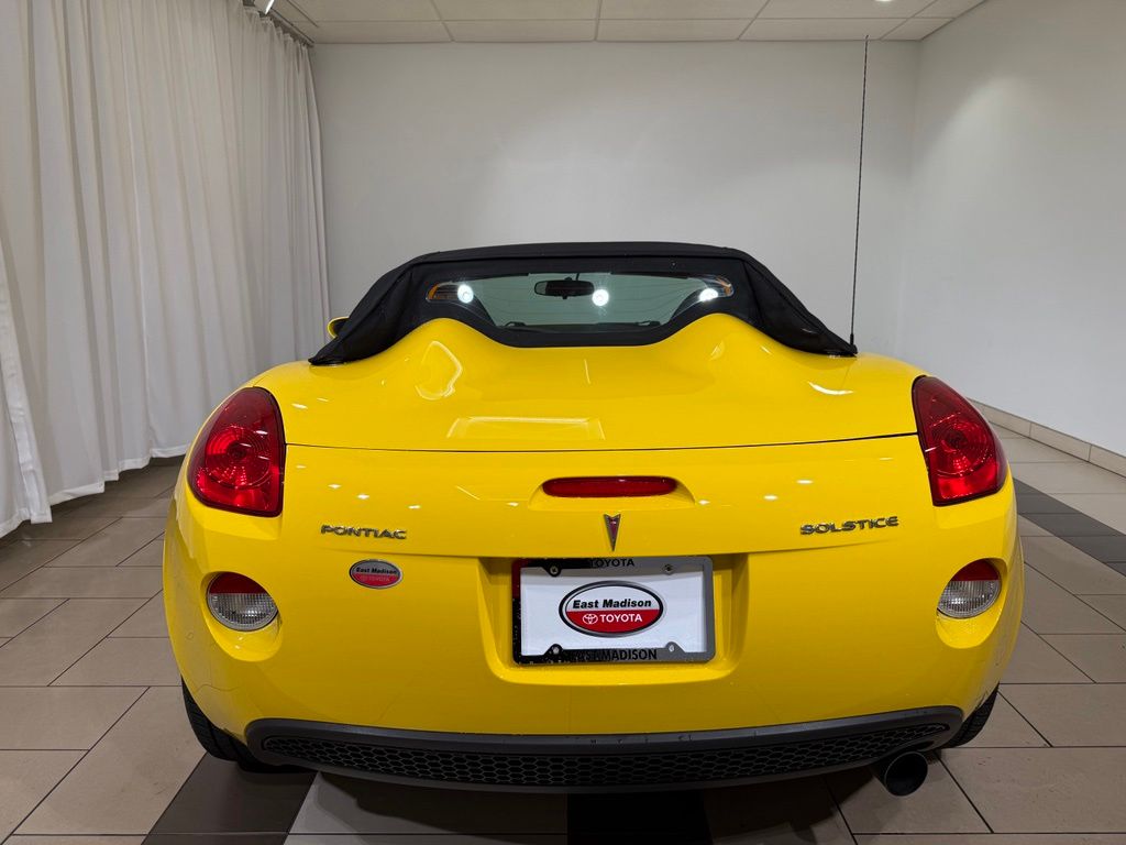 Thumbnail: 2007 Pontiac Solstice - 4