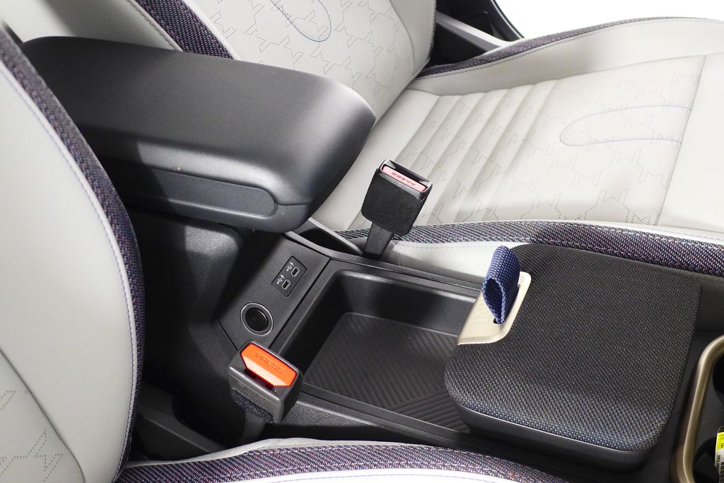 Thumbnail: 2025 MINI Cooper Countryman - 16