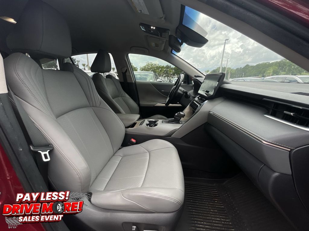 Used 2022 Toyota Venza SUV