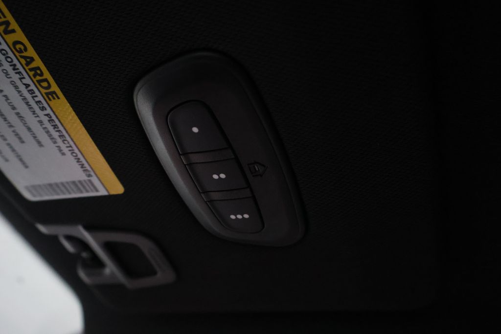 Thumbnail: 2024 Jeep Grand Cherokee - 32