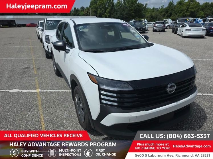 White (Fresh Powder) 2025 Nissan Kicks SUV / Crossover Front-Wheel Drive Continuously Variable Transmission