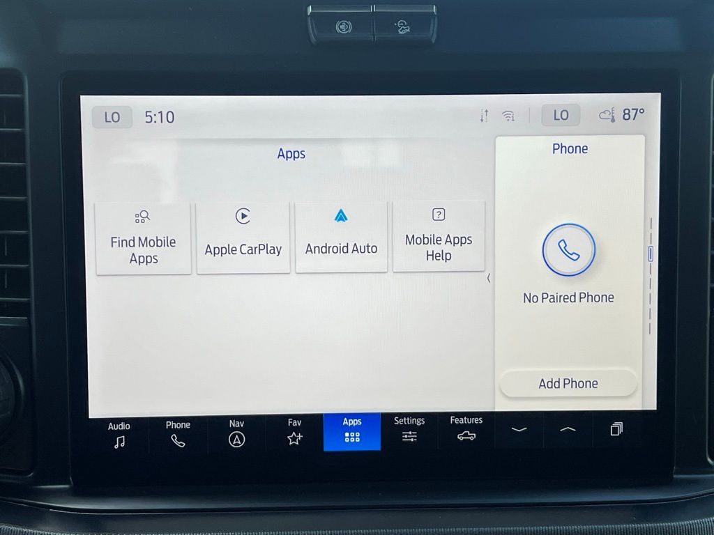 2025 Ford F-250SD Platinum White at Walterboro Ford