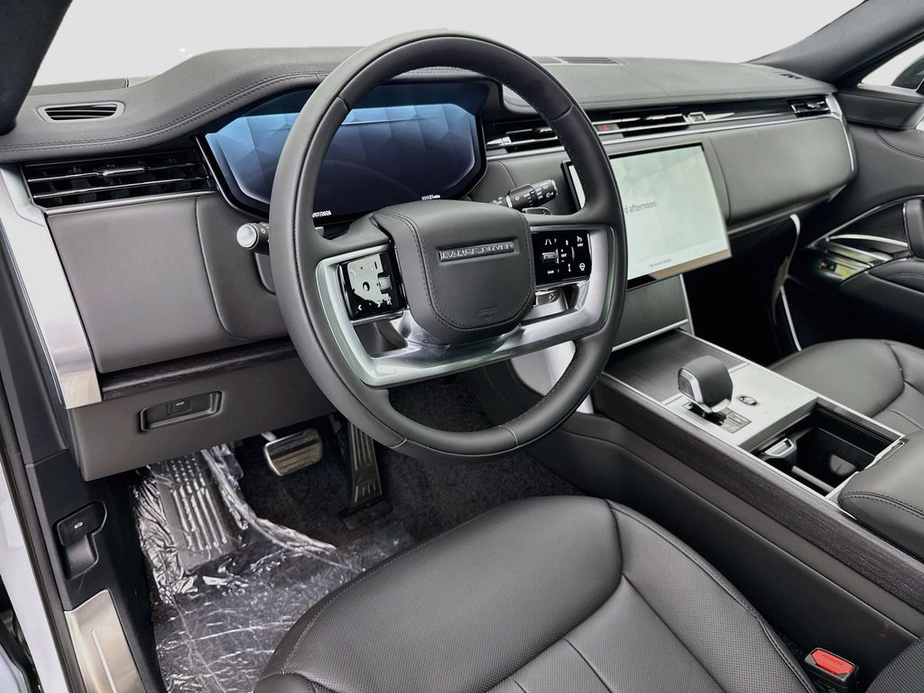 Thumbnail: 2026 Land Rover Range Rover - 9