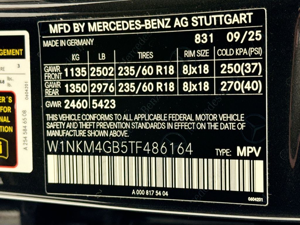 Certified Used 2026 Gray Mercedes-Benz GLC 300 image 33