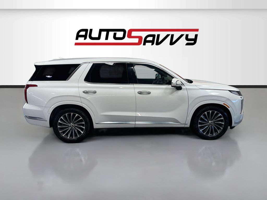 Used 2023 Hyper White Hyundai Calligraphy image 8
