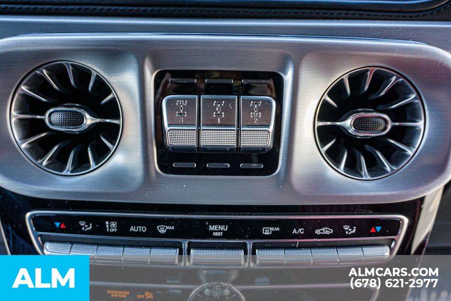 Used 2023 Gray Mercedes-Benz G 550 image 43
