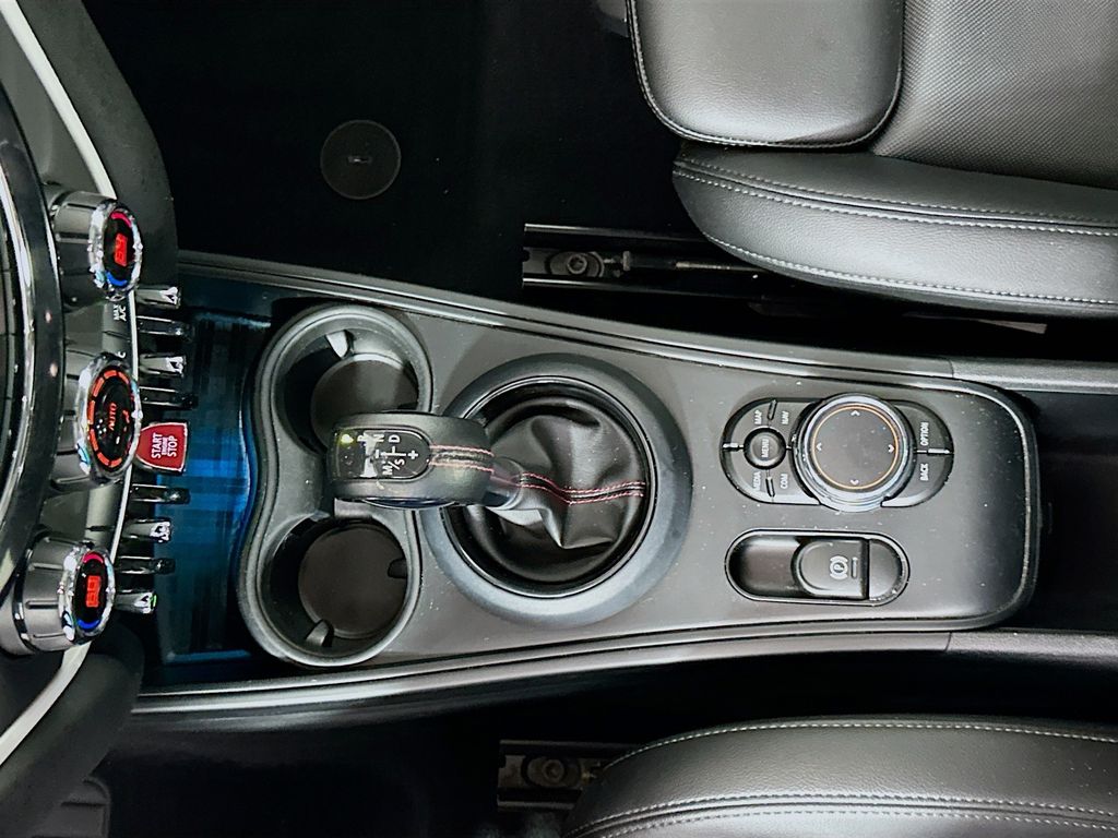 Thumbnail: 2018 MINI Cooper Countryman - 17