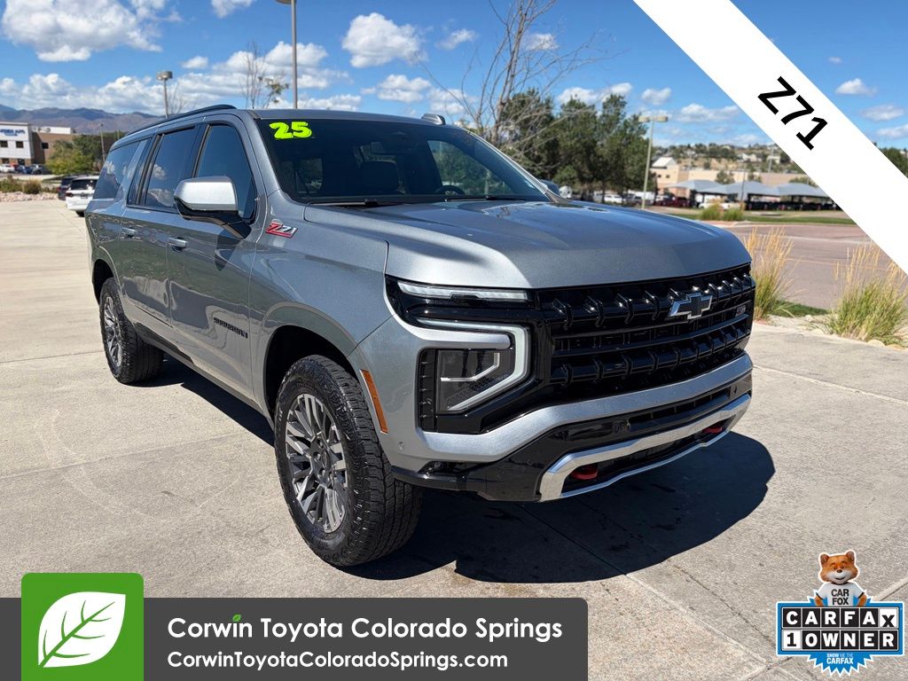 Sterling Gray Metallic 2025 Chevrolet Suburban SUV / Crossover Four-Wheel Drive