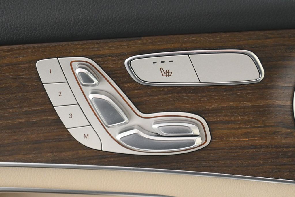 Thumbnail: 2021 Mercedes-Benz GLC - 27