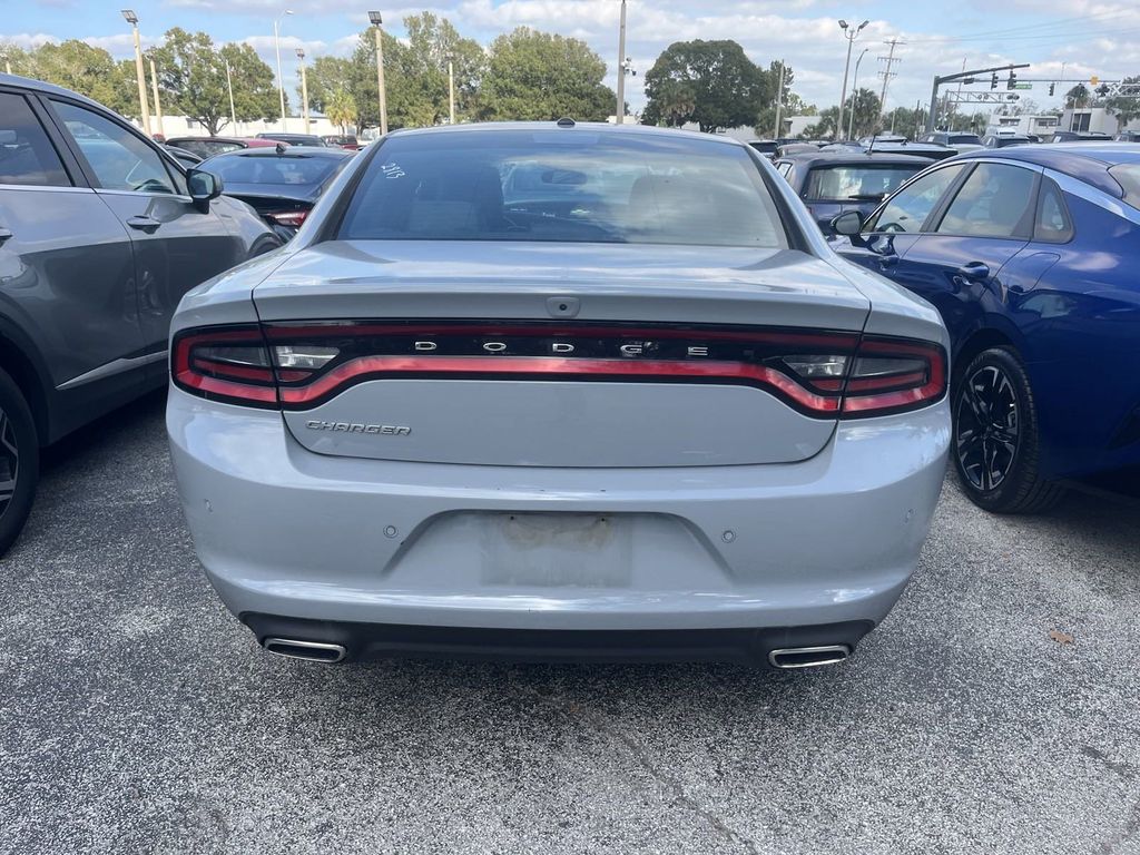 2022 Dodge Charger SXT 3