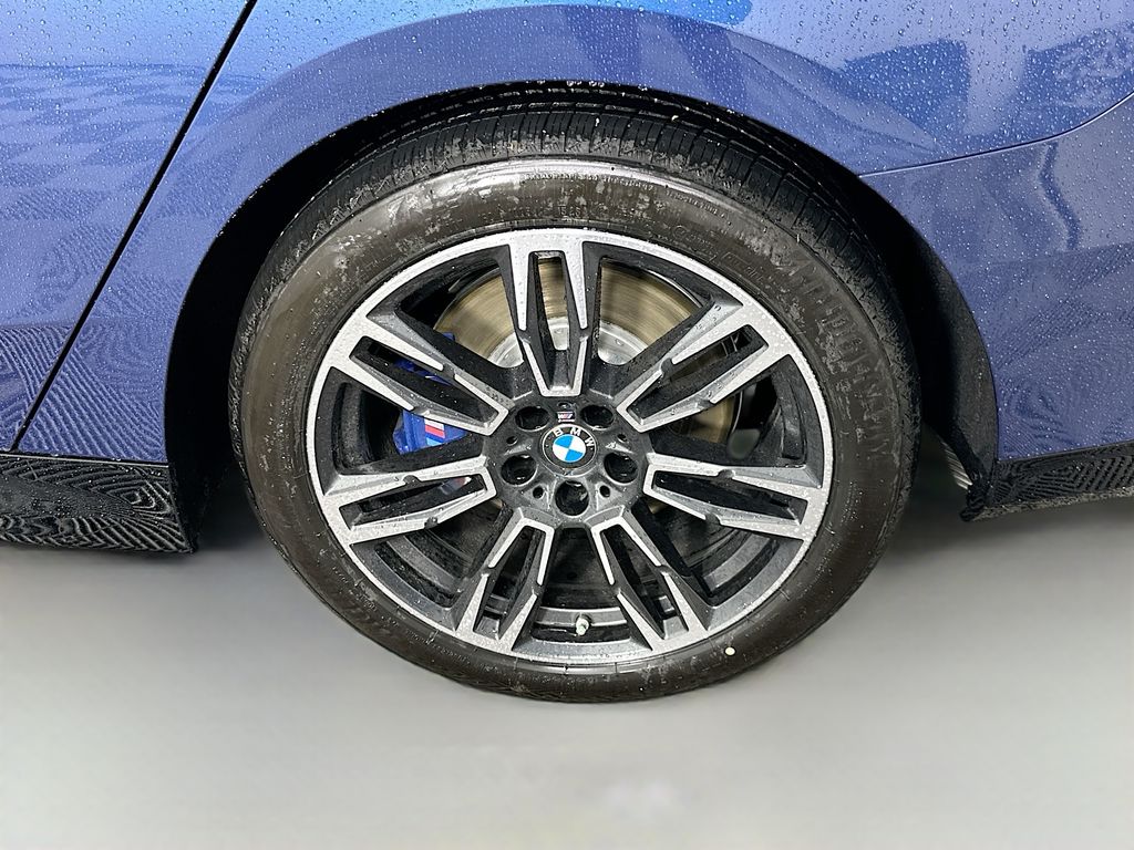 Thumbnail: 2026 BMW 5 Series - 23