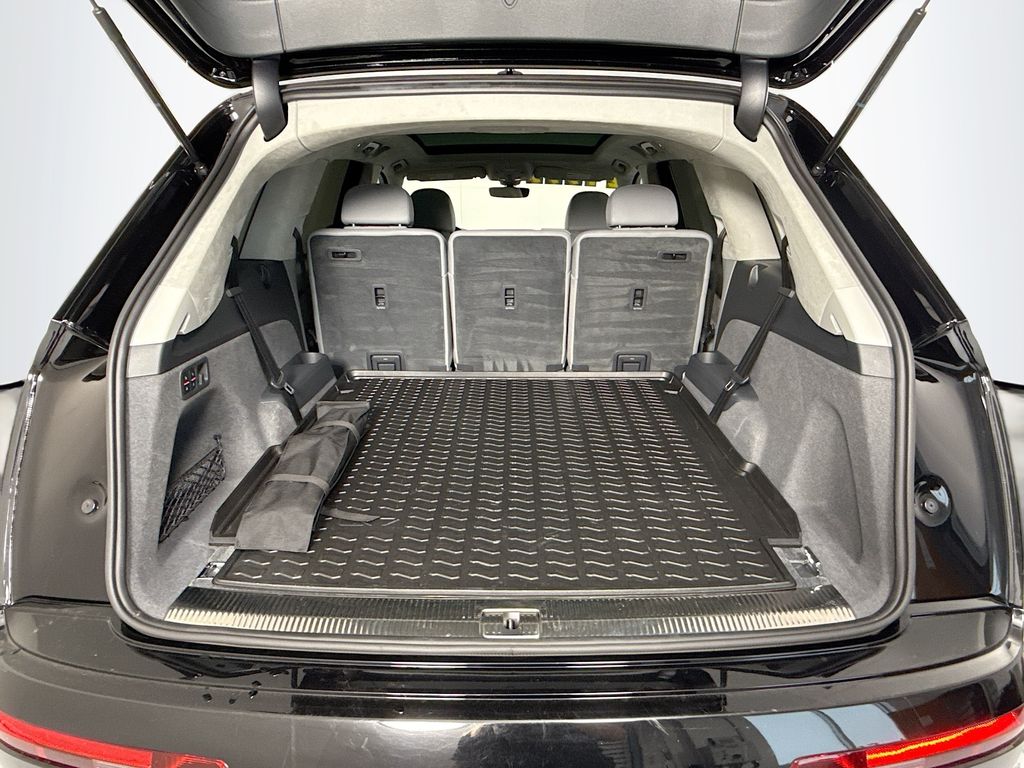 Thumbnail: 2018 Audi Q7 - 30