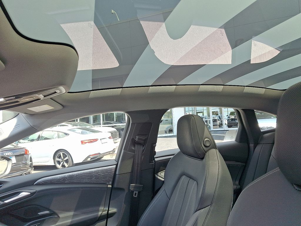 Thumbnail: 2025 Audi e-tron S - 14