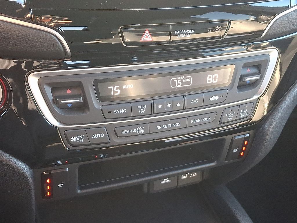 Thumbnail: 2021 Honda Passport - 17