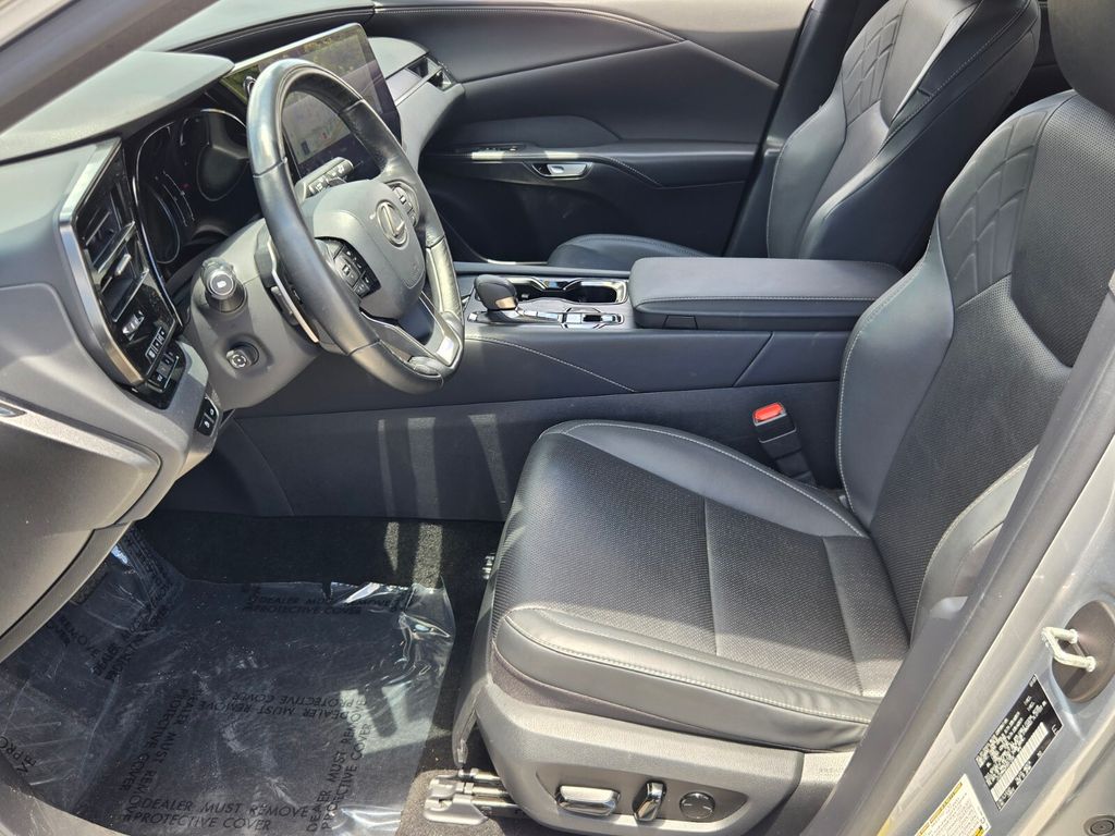2023 Lexus RX - $41,558
