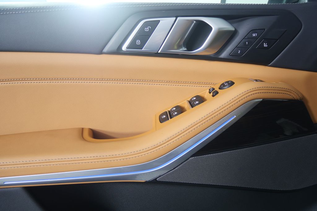 Thumbnail: 2026 BMW X5 - 8