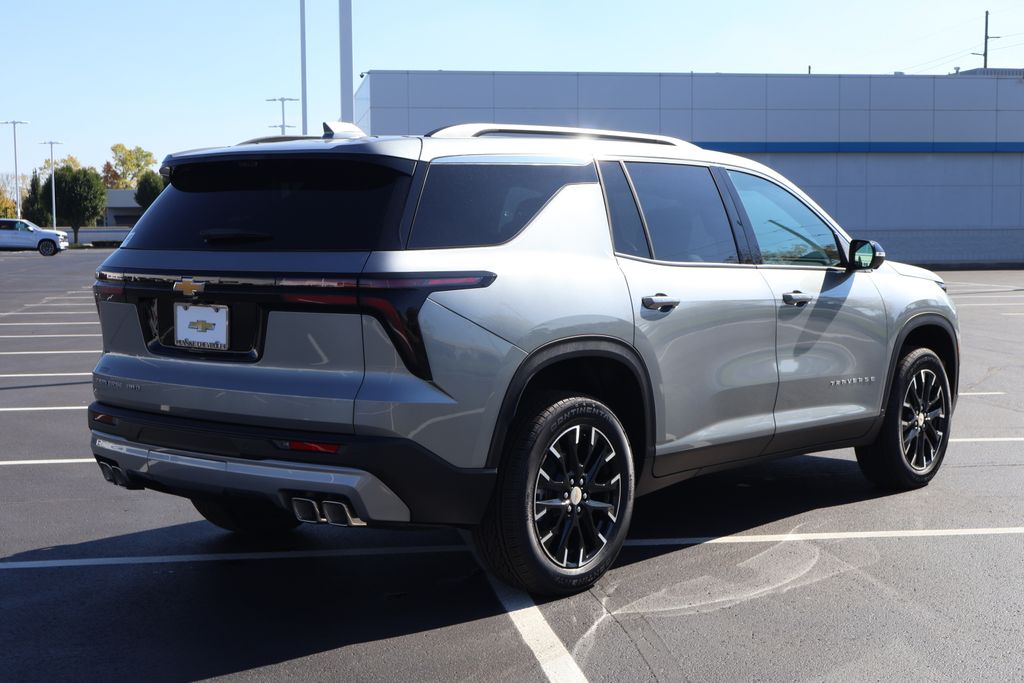 Thumbnail: 2026 Chevrolet Traverse - 8