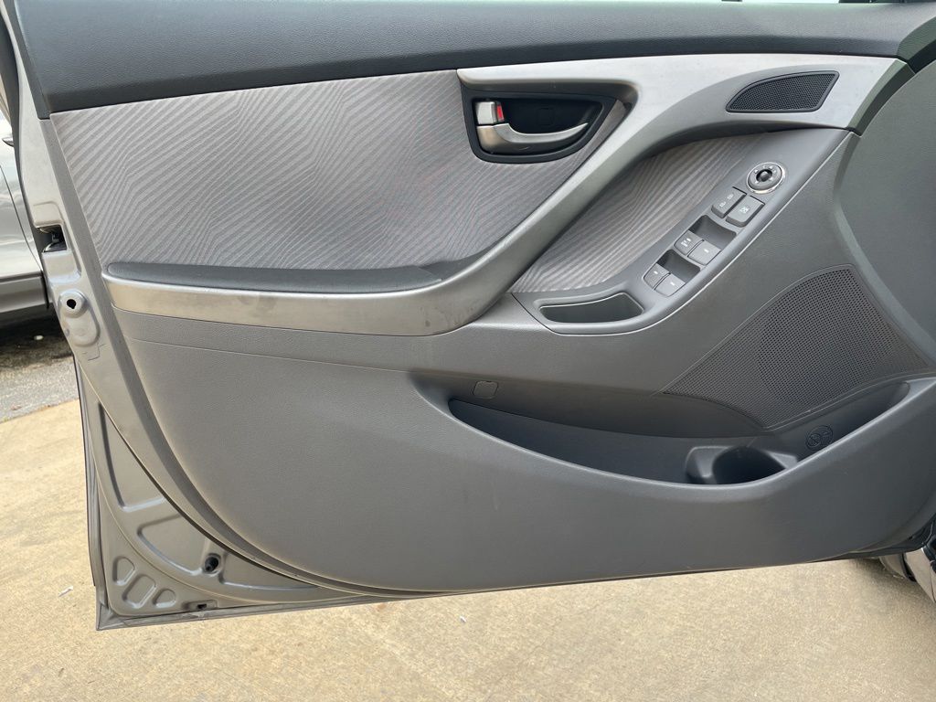 Used Car 2013 Hyundai Elantra  Gls For Sale Under $10,000 In Georgetown, Texas