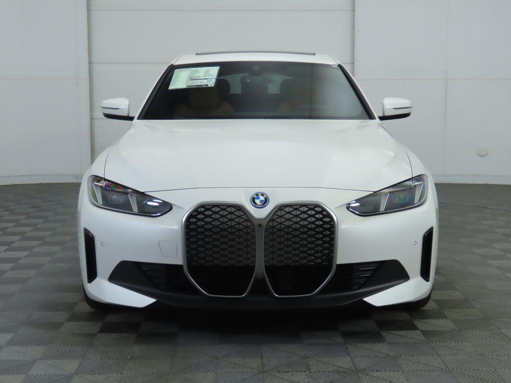 Thumbnail: 2025 BMW i4 - 2