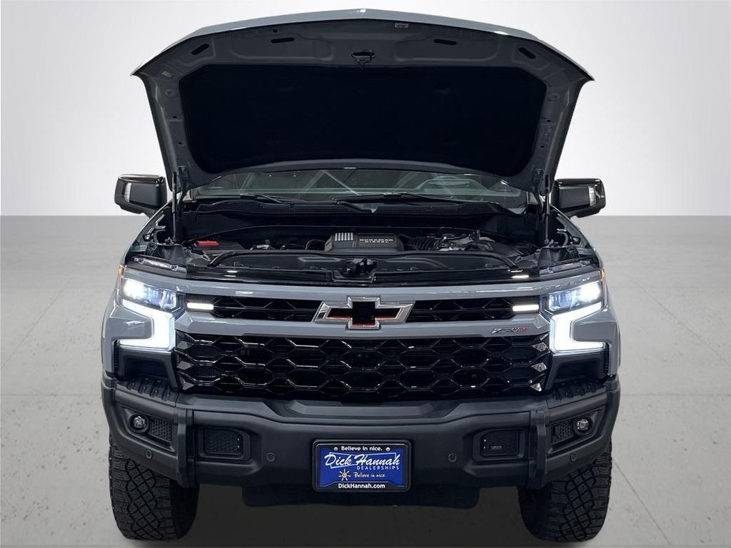 2024 Chevrolet Silverado 1500 ZR2